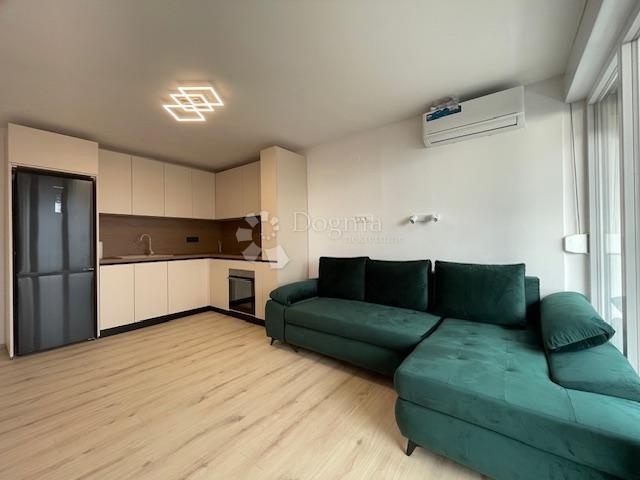 Zamet - top lokacija, 2S+DB kompletno adaptiran