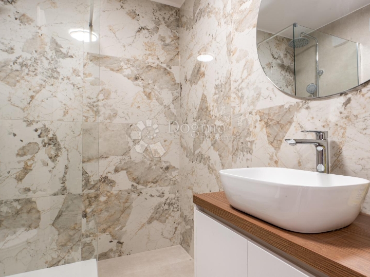 Zamet - top lokacija, 2S+DB kompletno adaptiran