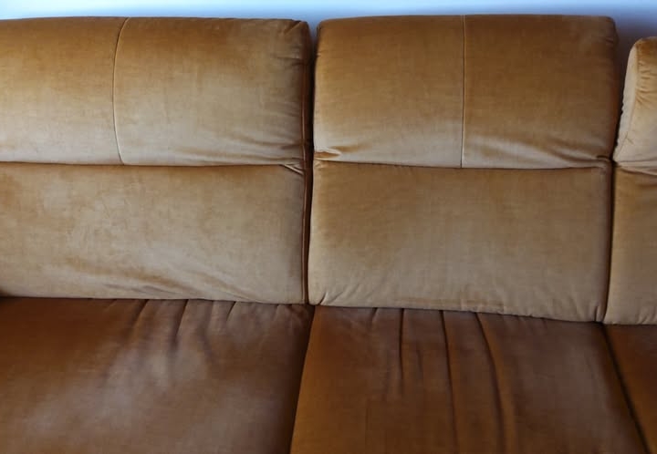 Prodajem kutnu garnituru