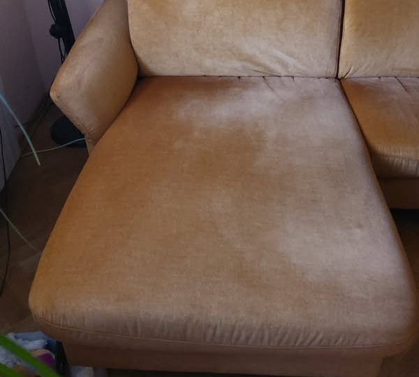 Prodajem kutnu garnituru