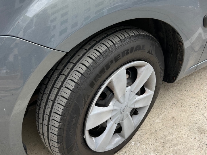 Kia Rio 1.4i ex / odlično stanje