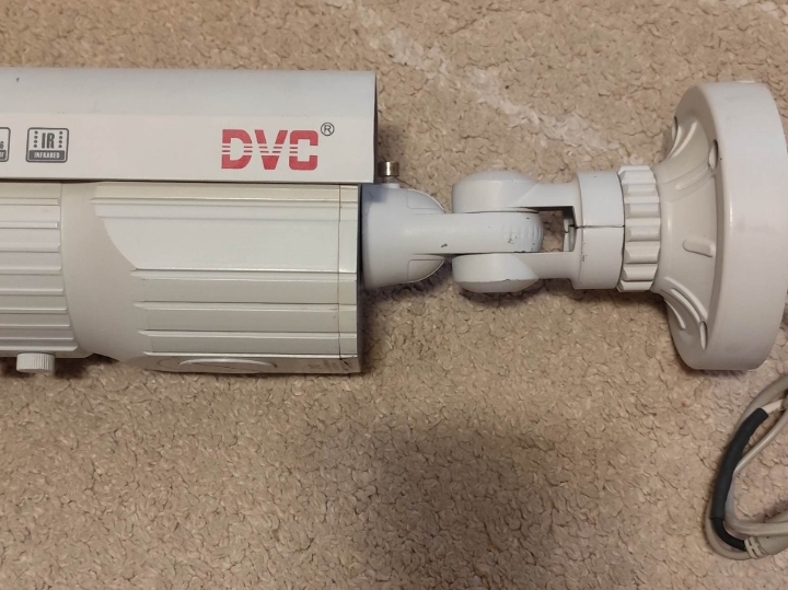 Kamera za videonadzor u boji DVC