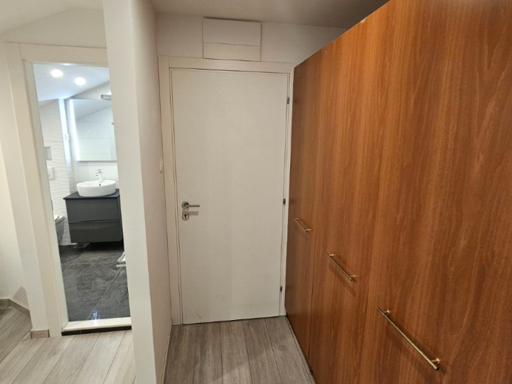 Centar, jednosoban stan + DB