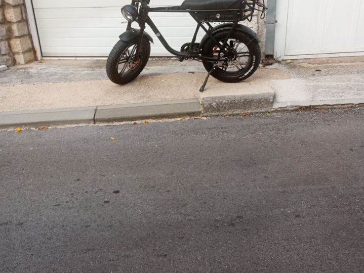 Ape Ryder A10, električni bicikl