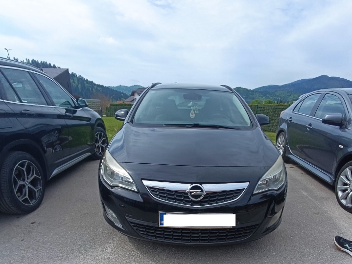 Opel Astra 1.7 cdti, 92 kW