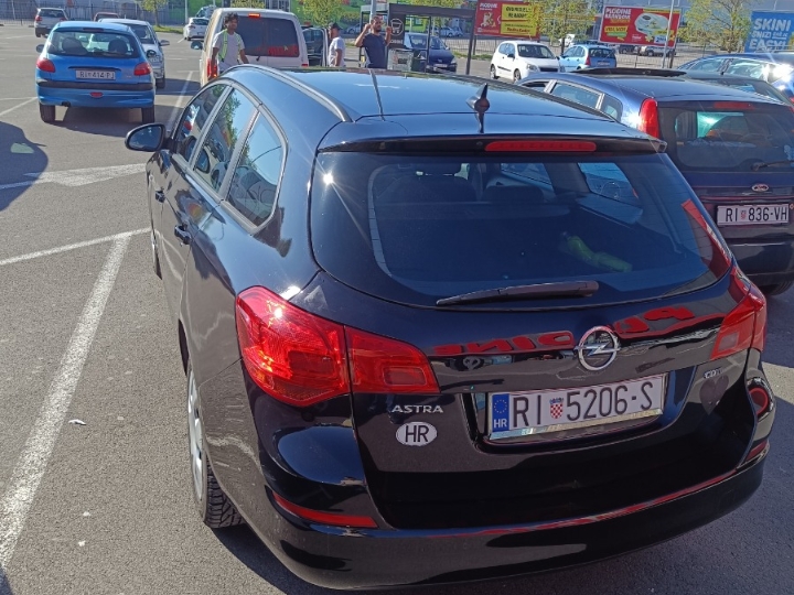 Opel Astra 1.7 cdti, 92 kW