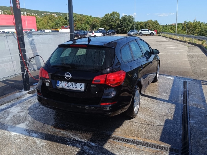 Opel Astra 1.7 cdti, 92 kW