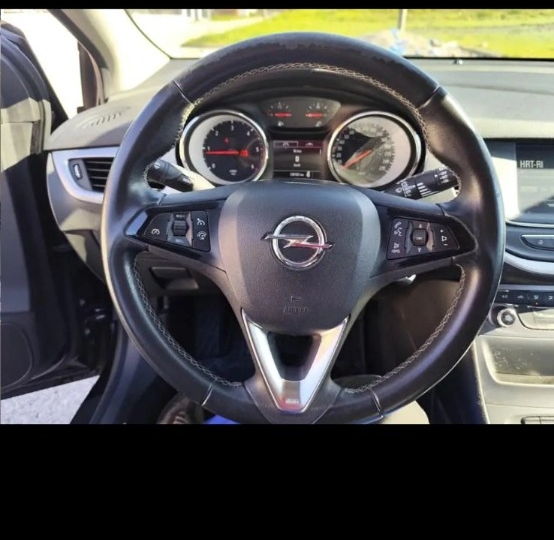 Opel astra K