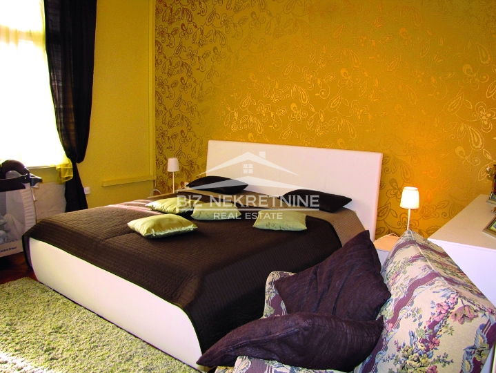 Opatija-Ičići, etaža luksuzne vile korak do mora