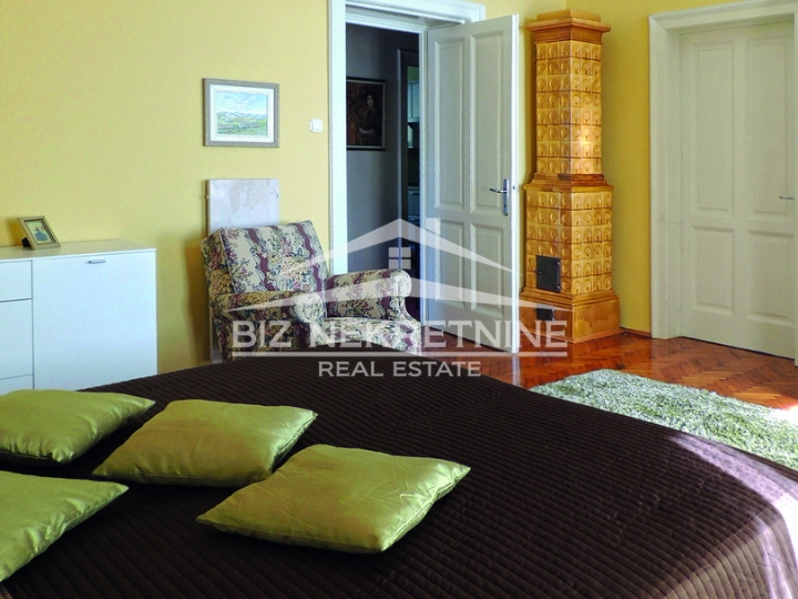 Opatija-Ičići, etaža luksuzne vile korak do mora