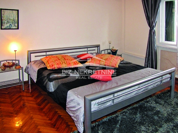 Opatija-Ičići, etaža luksuzne vile korak do mora