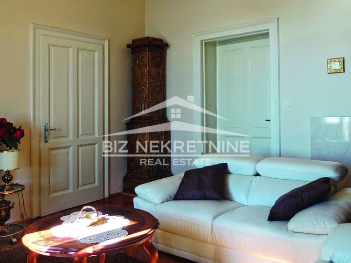 Opatija-Ičići, etaža luksuzne vile korak do mora