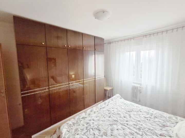Vojak, 2S+DB, 70 m2, balkon, 700€