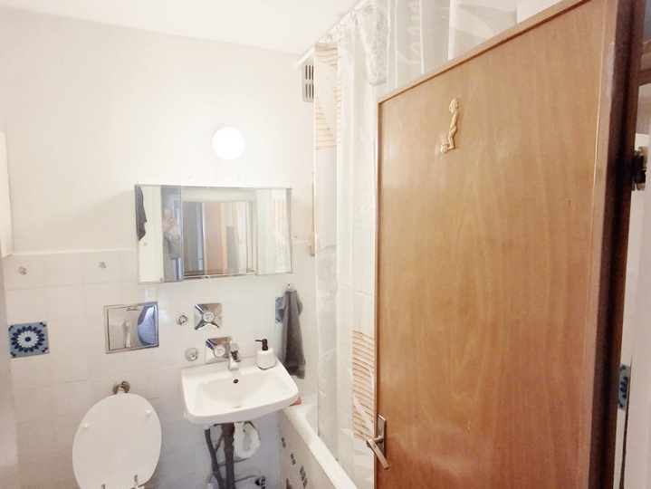 Vojak, 2S+DB, 70 m2, balkon, 750€