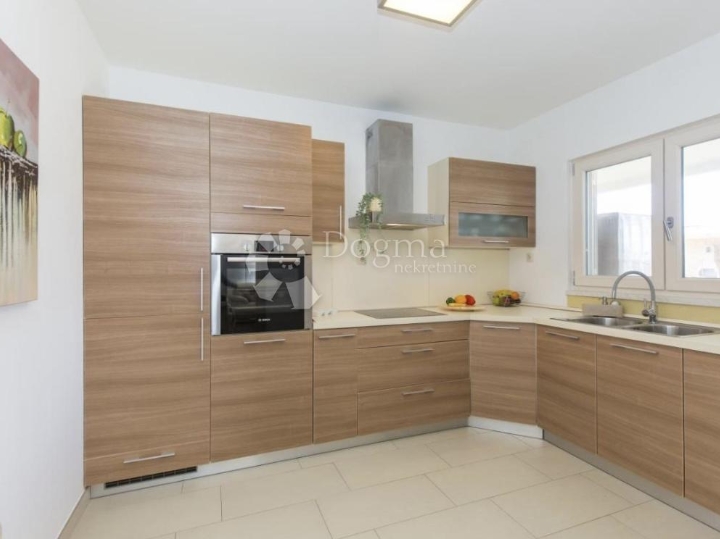 Prizemnica na 3 km od Labina