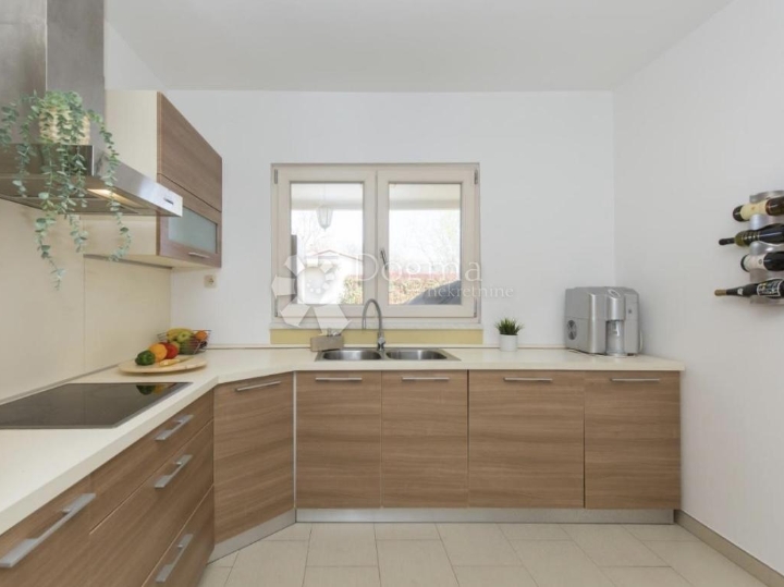 Prizemnica na 3 km od Labina