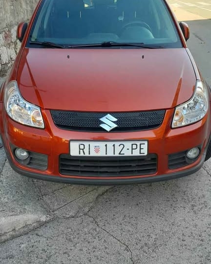 Suzuki SX4