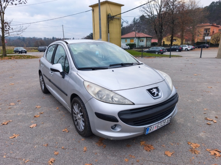 Peugeot 207 1.6 HDI (mog zamjena)