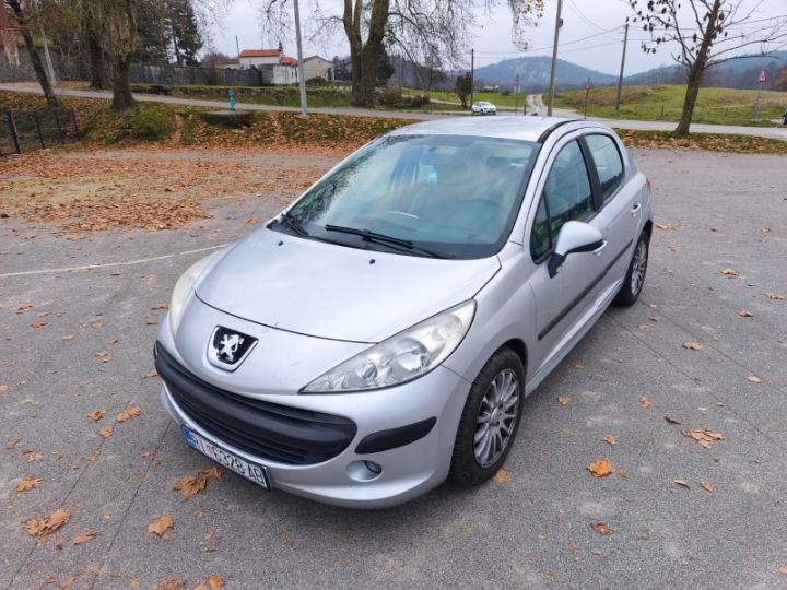 Peugeot 207 1.6 HDI (mog zamjena)