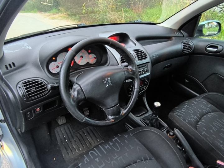 Peugeot 206 2.0 hdi