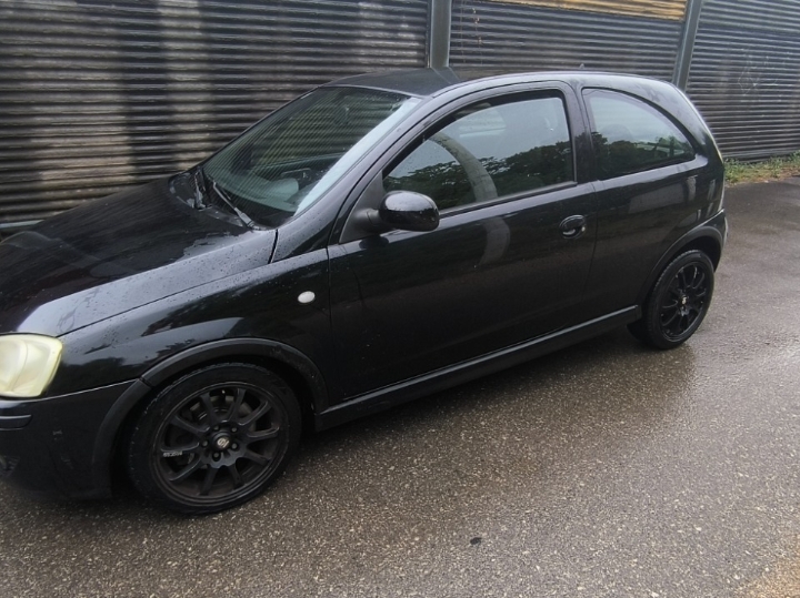 Opel corsa 1.7 cdti