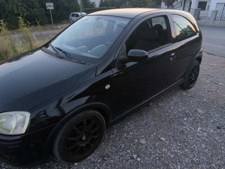 Opel corsa 1.7 cdti