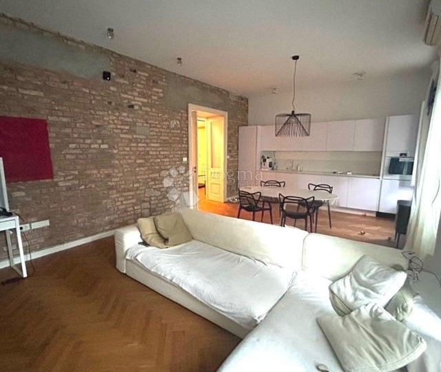 Odličan stan na istočnoj strani Rijeke