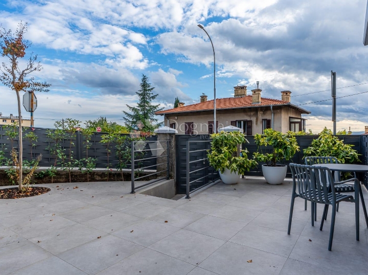 Kantrida, 46m2, 2S-DB i okućnica...novo!!!