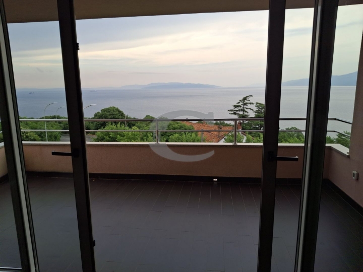 Marčeljeva Draga, 3S+DB s garažom. Samo u Consensusu!