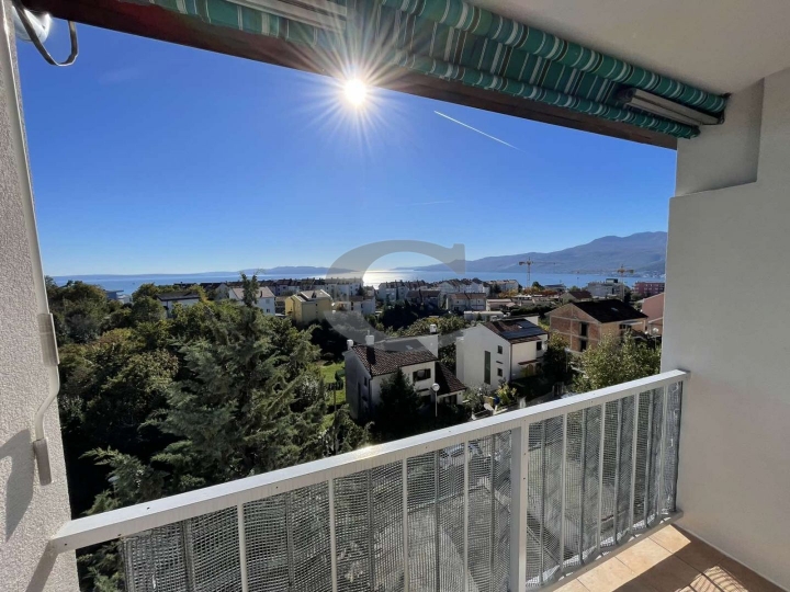 Srdoči, 2S+DB, samo u Consensusu!