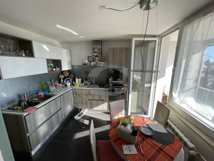 Srdoči, 2S+DB, samo u Consensusu!