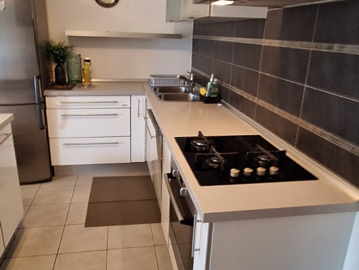 Bez provizije - dvosoban stan (1S+DB)