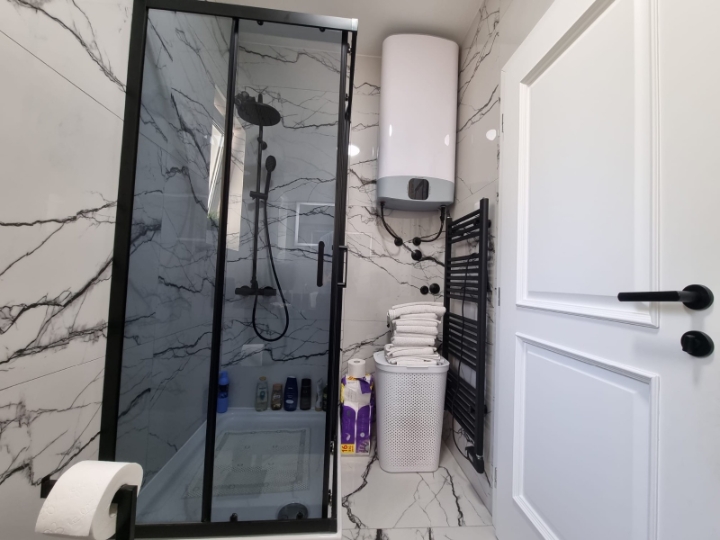 Opatija, luksuzan stan 2S+DB, najam.