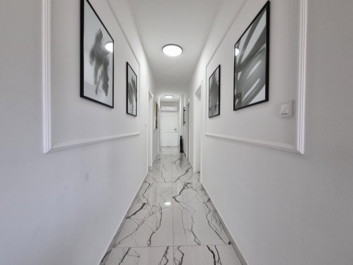 Opatija, luksuzan stan 2S+DB s park