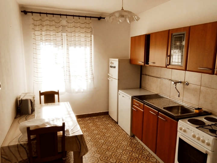 Donja Drenova, stan 1S+ DB