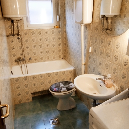 Donja Drenova, stan 1S+ DB