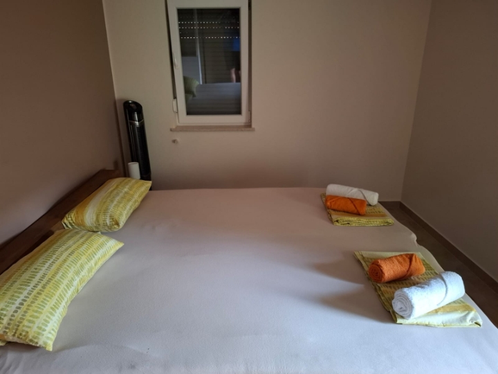 Stan u Katelu kod Buja