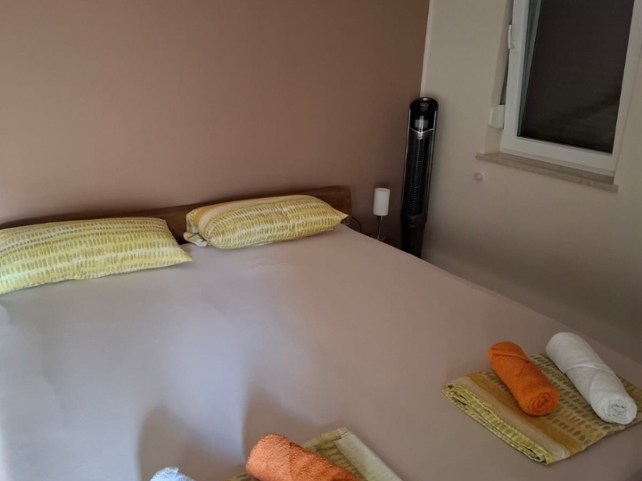 Stan u Katelu kod Buja