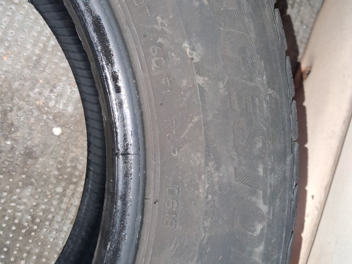 Gume ljetne Bridgestone 215/60/16