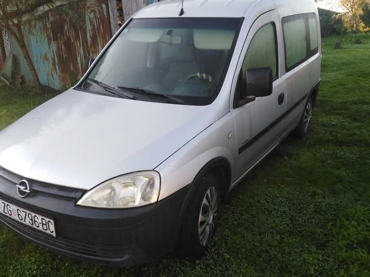 Opel Combo 1.3 Cdti