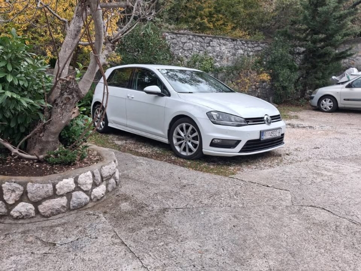 VW Golf 7 R line 1.6 TDI