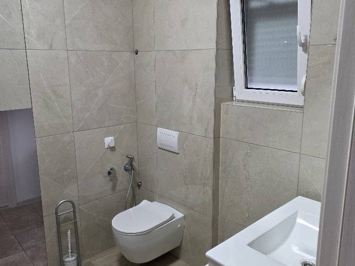 Stan + poslovni prostor na Pehlinu