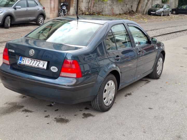 VW Bora 1.4 benzin, 2001. god., 106.450km