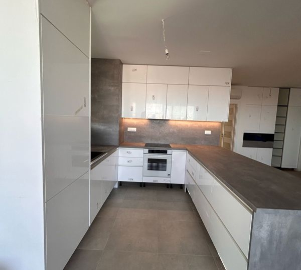 Kuhinje i namještaj po mjeri!!