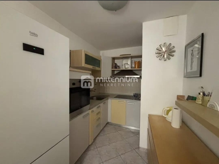 Rijeka, Gornja Vežica, 57.30m2, 2-sobni stan