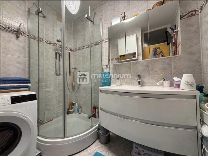 Rijeka, Gornja Vežica, 57.30m2, 2-sobni stan