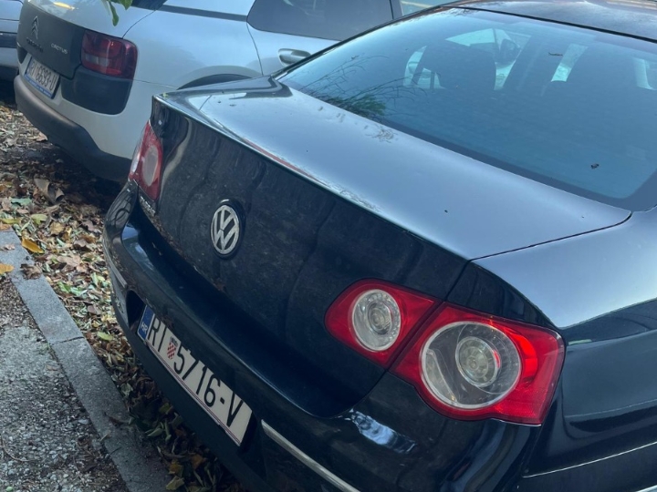 VW Passat 1.6
