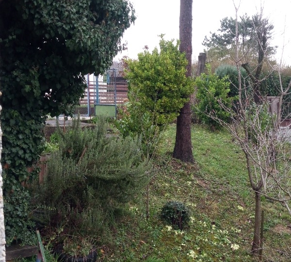 Kuća sa zemljištem, Zagreb