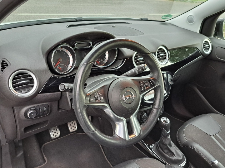 Opel Adam 1.0, 85kW