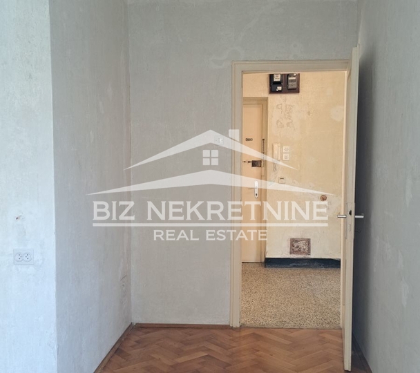 Stan Vojak - odlična pozicija - za adaptaciju